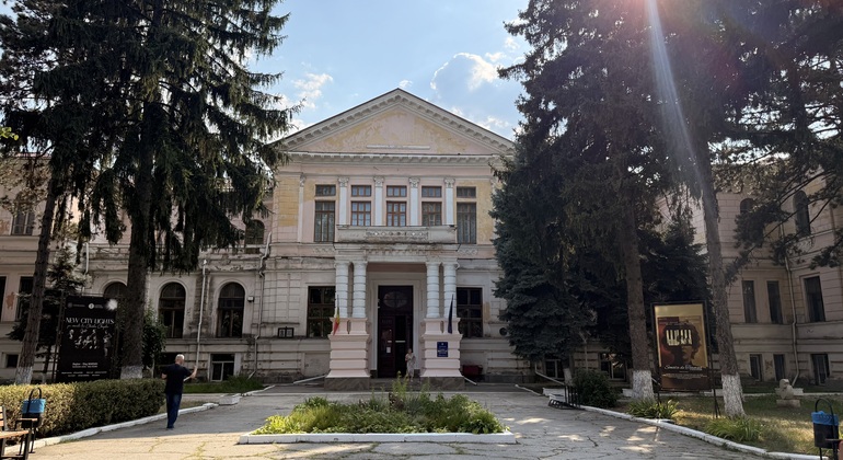 chisinau-city-center-walking-tour-es-14