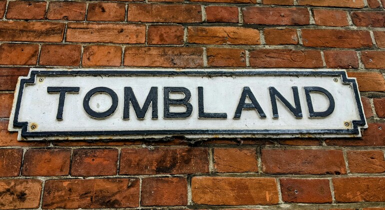 medieval-norwich-self-guided-exploration-game-en-6