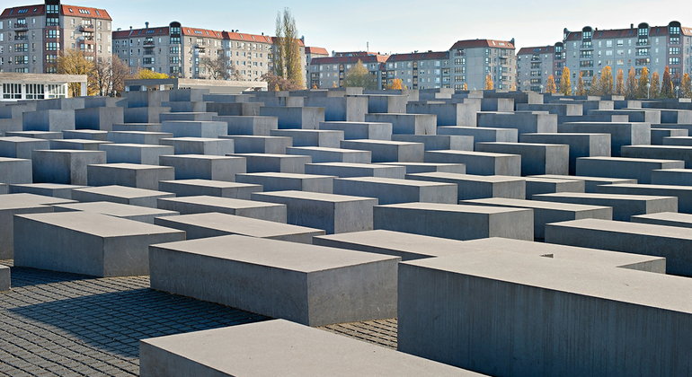 the-original-free-tour-of-berlin-es-3