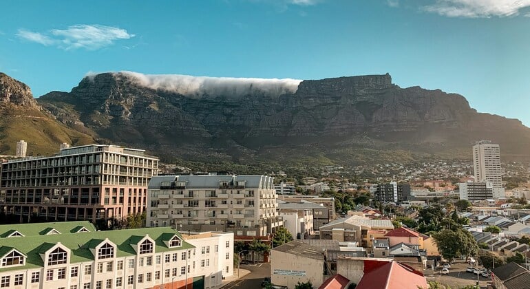 Cape Town City Tour: Landmarks, Neighborhoods & Local Culture