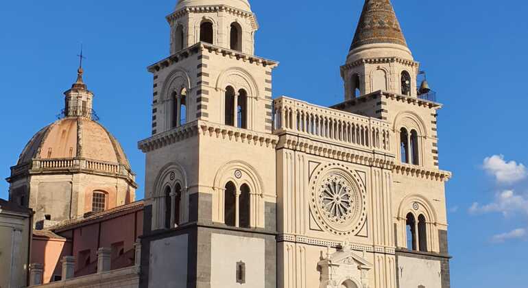 Visita gratuita a Acireale: Perla del Barroco Operado por Rosario Taglieri