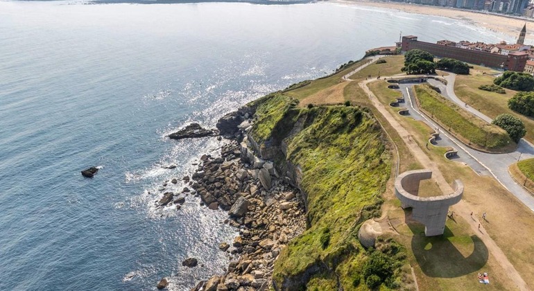 visit-to-the-history-of-gijon-es-2