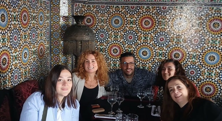 Tour gratuito a piedi della Medina e degli autentici souk di Marrakech