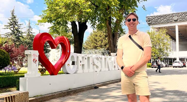 Classic Chișinău: First Impression Free Tour Provided by Evgheni