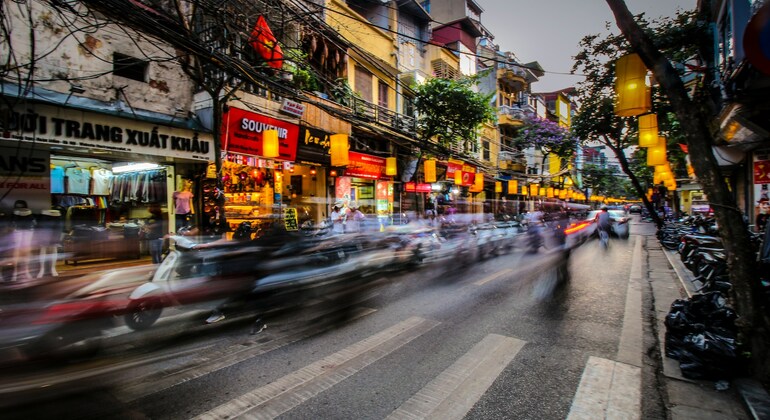 Toor Immersion Locale dans Quartiers Majeurs aux Antipodes d' Hanoi Vietnam &mdash; #3