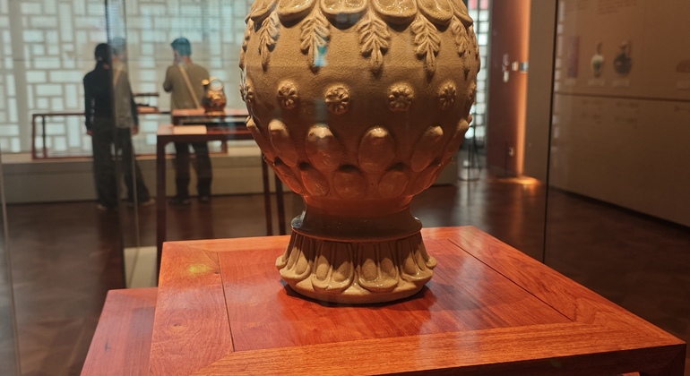 Arts & Crafts Museum: Explore Chinese Masterpieces Through the Ages China &mdash; #11
