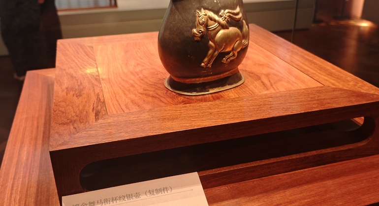Arts & Crafts Museum: Explore Chinese Masterpieces Through the Ages China &mdash; #12