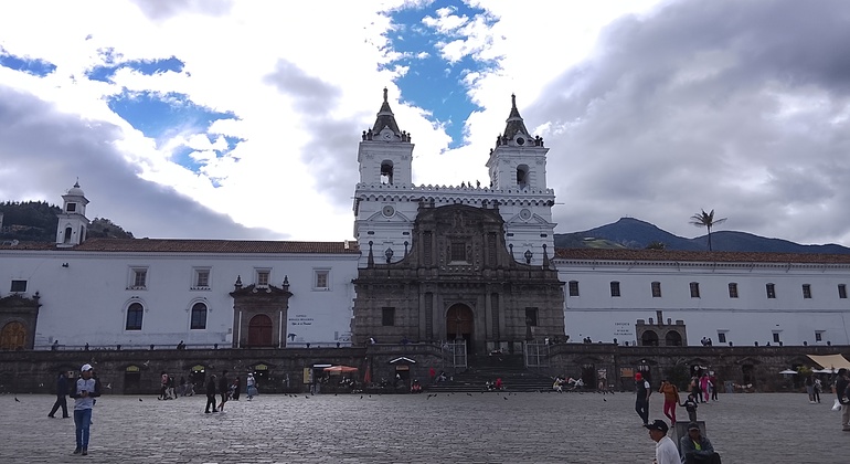 Tour gratuito a piedi nel centro storico di Quito Ecuador &mdash; #3