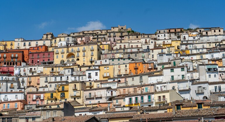 urban-trekking-in-the-historical-city-center-en-1