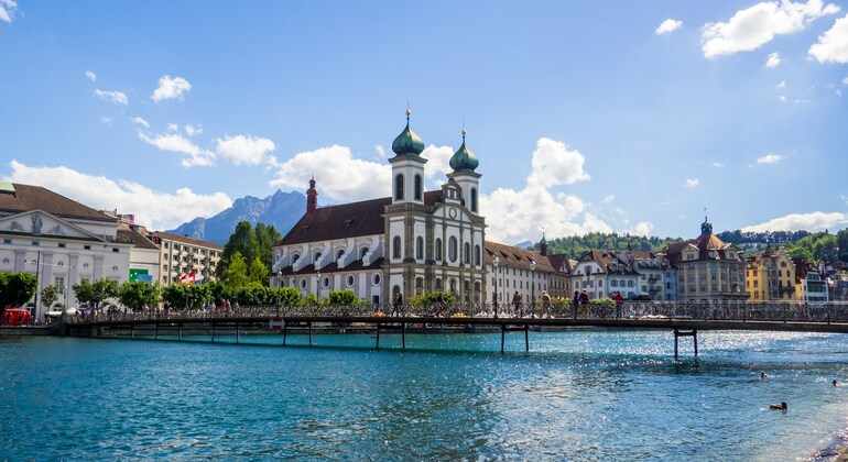 Tour a piedi gratuito di Lucerna con guida svizzera locale Fornito da Walking Tours