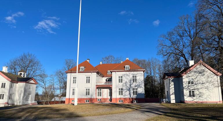 Passeio histórico de Eidsvoll em bicicleta eléctrica global.countries. &mdash; #11
