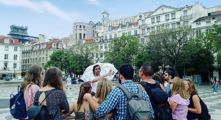 Downtown and Bairro Alto Free Tour: History versus Modern Facts