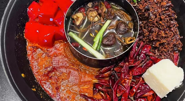 Chongqing Tour: Cyberpunk Neon & Hidden Gems Uncovered China &mdash; #4