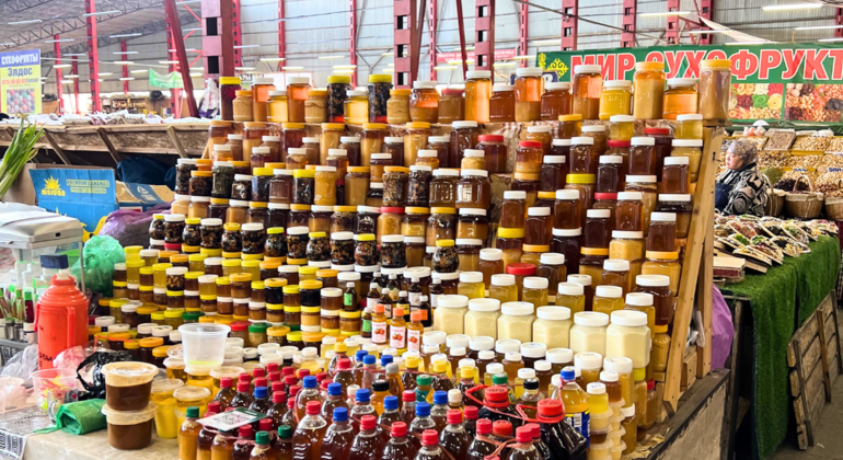 Bishkek: Osh Bazaar & Local Life Walking Tour Kyrgyzstan &mdash; #4