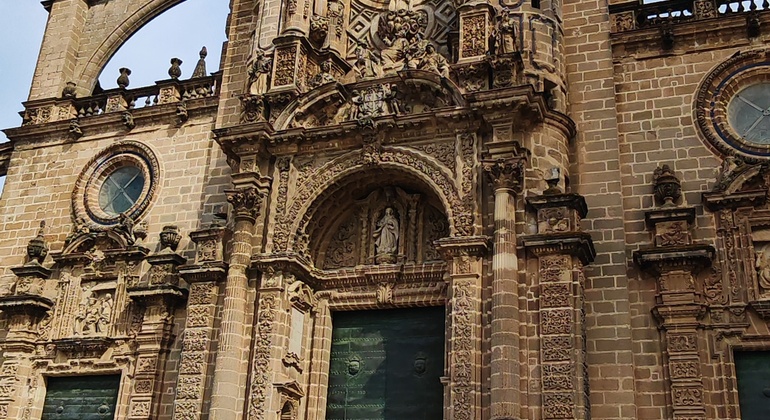 Jerez de la Frontera Walking Tour thru Tapas and Sweet Jerez Wine Spain &mdash; #6