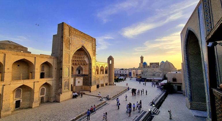 Gemme nascoste di Bukhara con una guida locale Tour gratuito Fornito da Nick