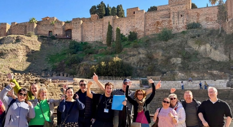 Geschichte und Geheimnisse der Alcazaba und des Römischen Theaters Kostenlose Tour
