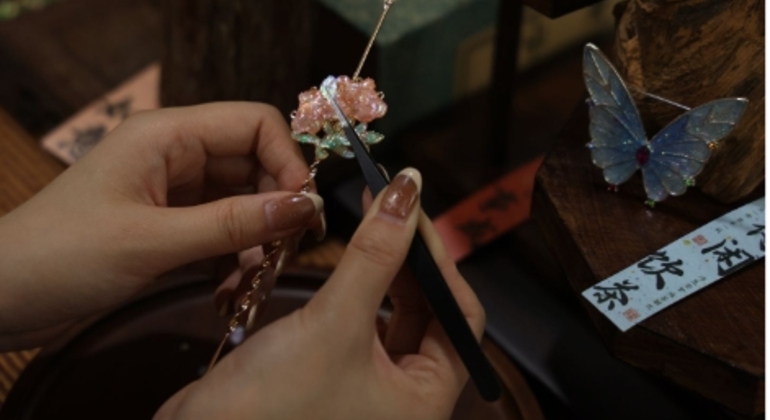 Hands-On Heritage Tour: Make Your Own Chinese Craft China &mdash; #4