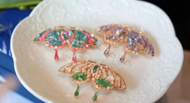 Hands-On Heritage Tour: Make Your Own Chinese Craft China &mdash; #29