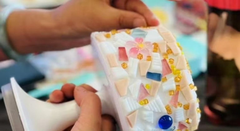 Hands-On Heritage Tour: Make Your Own Chinese Craft China &mdash; #39