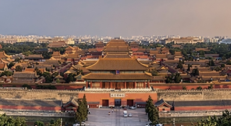 Beijing Central Axis Tour: Imperial Twilight, Hutong Codes, Local Life Provided by M&M LocalFlow