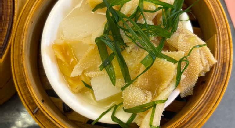 A Morning Like a Cantonese: Traditional Yum Cha & Local Culture China &mdash; #2