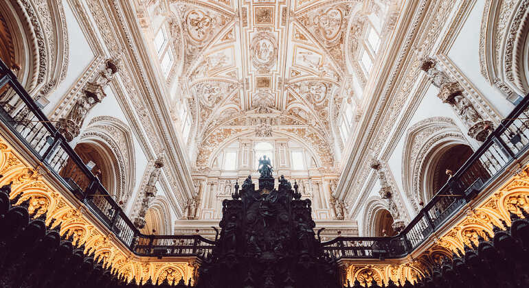 guided-tour-mosque-cathedral-of-cordoba-es-6