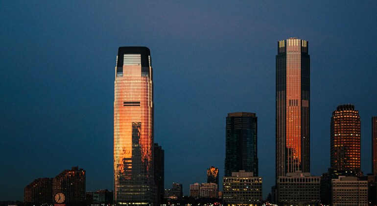 NYC Skyline Free Tour: Frank Sinatra, Hoboken History & Local Food Provided by Monica
