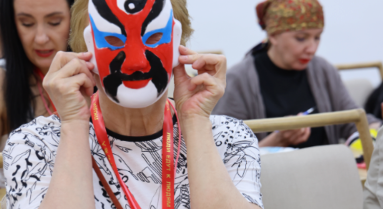 Walk, Taste & Create: Discover Old Beijing Tour China &mdash; #14