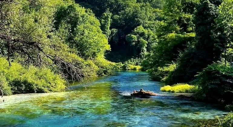 Gjirokastra Urlaub auf dem Bauernhof, Blue Eye Saranda & Antigonea Bereitgestellt von Zeit Travel Experiences