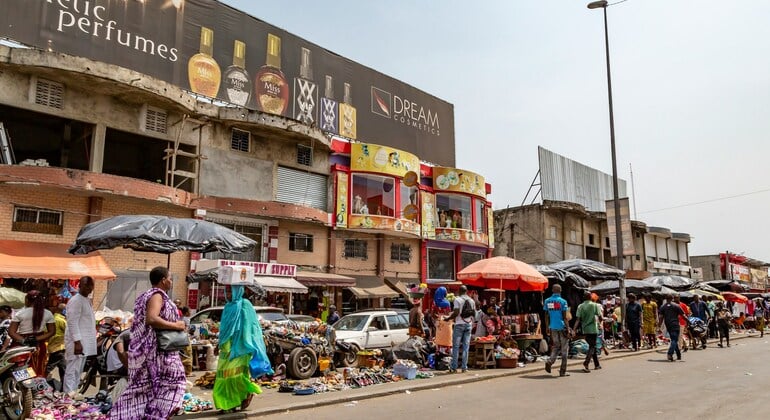 Tour gratuito a piedi di Abidjan Fornito da Dayo Willams