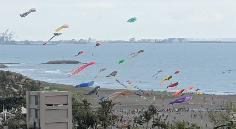 Begining of Kaohsiung: Cijin Island Free Tour Provided by HerJourney culture studio