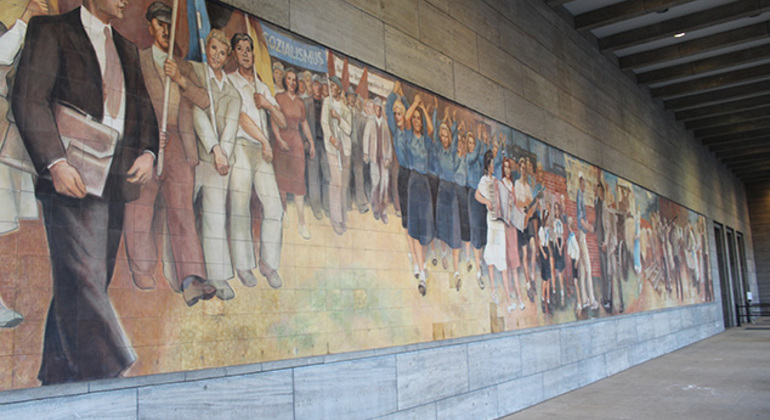 Tour a Berlino Est: il Muro, la DDR e la Guerra Fredda Germania &mdash; #7