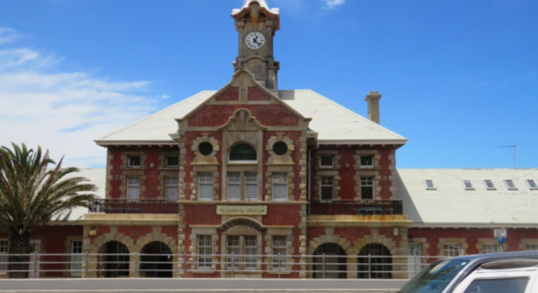 false-bay-walking-tour-en-2