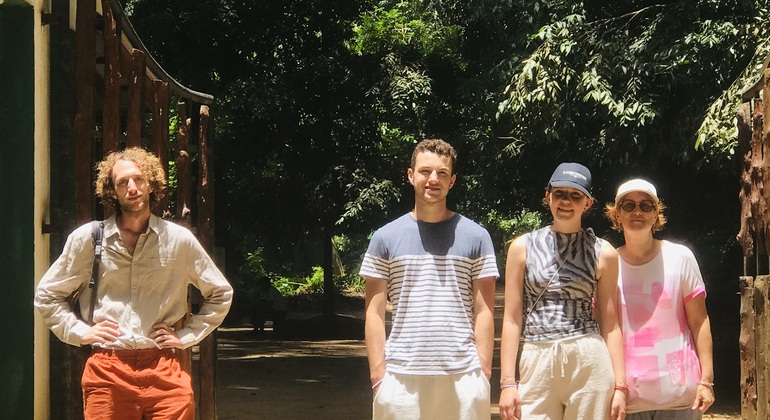 Visite guidée gratuite de Kandy Fournie par Shamika Prasad