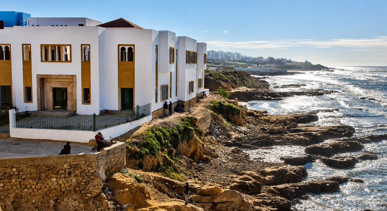 with-a-certified-guide-asilah-the-atlantic-gem-of-art-and-history-en-10