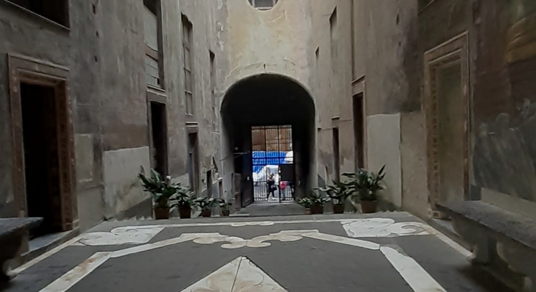 Napoli Centro Storico Tour: Da Piazza Dante a Spaccanapoli Italia &mdash; #4