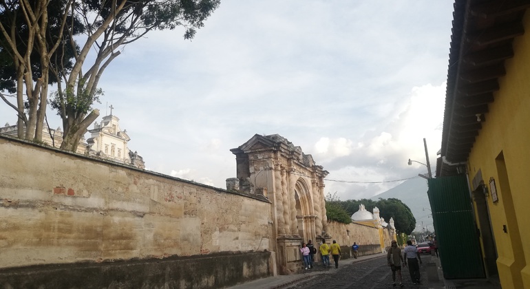 The Saint Brother Pedro Trail in Antigua Walking Tour Guatemala &mdash; #10