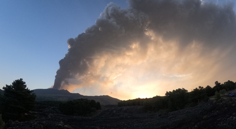 discover-etnas-wild-side-north-west-volcano-lava-cave-adventure-en-3