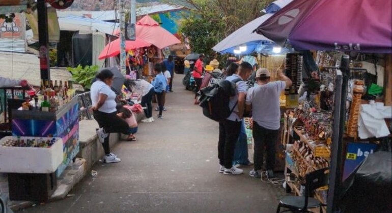 Comuna Autentica Tour: Beyond the Tourist Perspective Colombia &mdash; #6