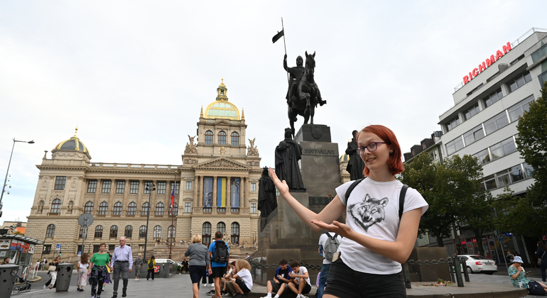 free-tour-of-pragues-queer-history-es-7