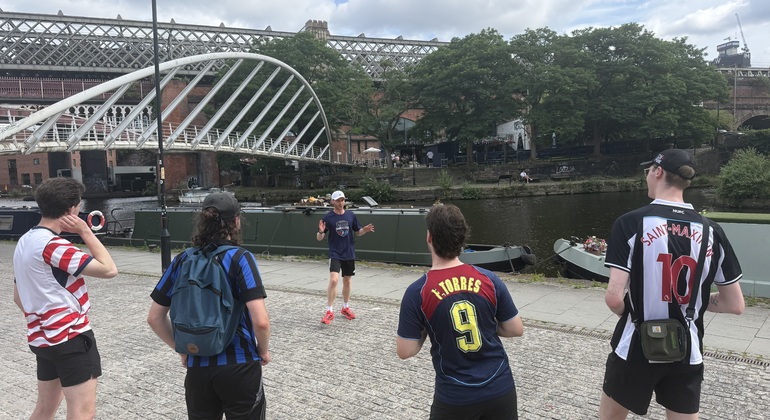 gazs-manchester-football-running-tour-es-2