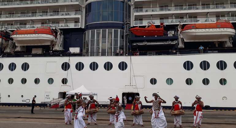 Landausflug in Sri Lanka mit echten Sri Lankern Bereitgestellt von Genuine Sri Lankans