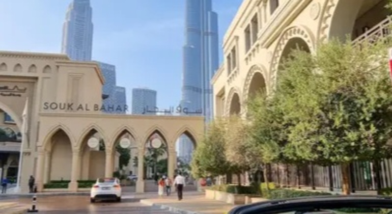 Dubai Mall, Downtown: tour gratuito in atmosfera rilassata con un amico e soste fotografiche Emirati Arabi Uniti &mdash; #7