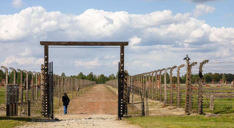 Krakow - Auschwitz, Birkenau & Monowitz: Outside the Walls Guided Tour Poland &mdash; #7