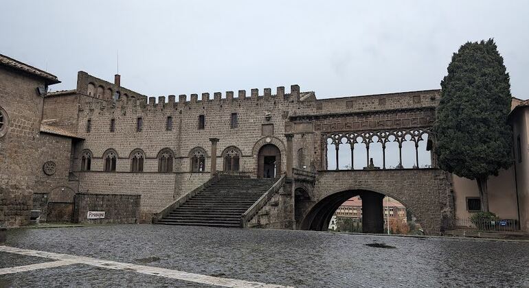 highlights-of-medieval-viterbo-self-guided-exploration-game-es-2