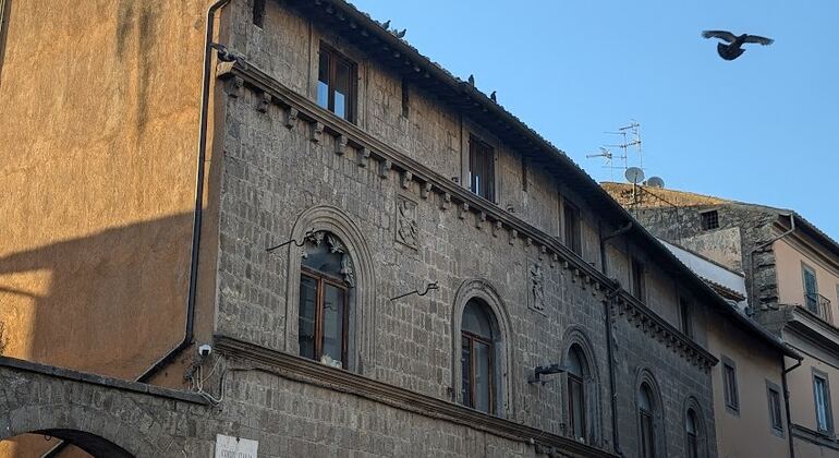 highlights-of-medieval-viterbo-self-guided-exploration-game-es-3