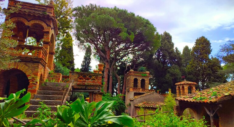 A encantadora Taormina: Jogo de exploração autoguiado e passeio a pé Itália &mdash; #3