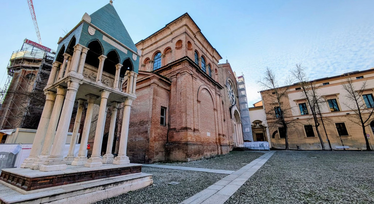 Bologna's Conspiracy: Self-Guided Exploration Game & Walking Tour Italy &mdash; #5