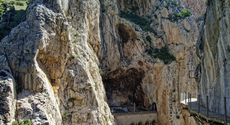 Escalada en Málaga: El Chorro para todos los Niveles Provided by La Garganta Activa